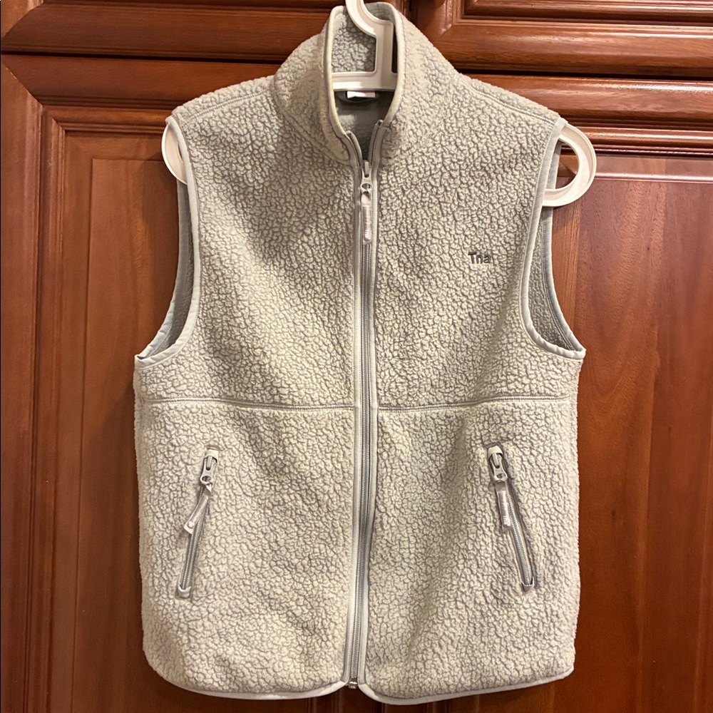 Aritzia TNA Fleece Mockneck Vest XS